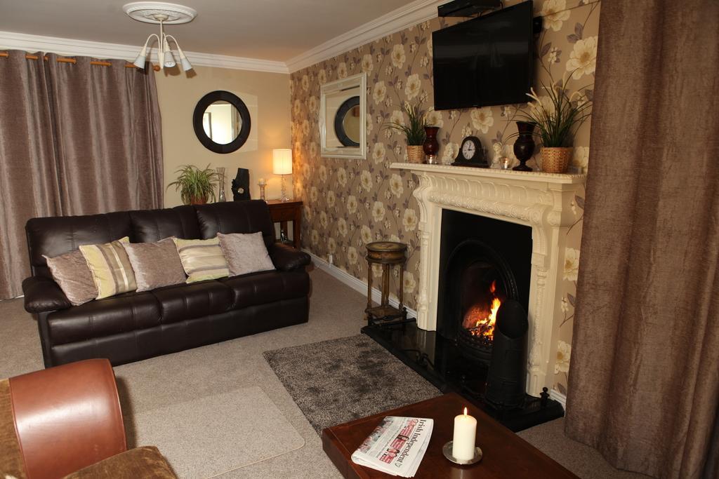 Jim Mcgee'S Hotel Wexford Bagian luar foto