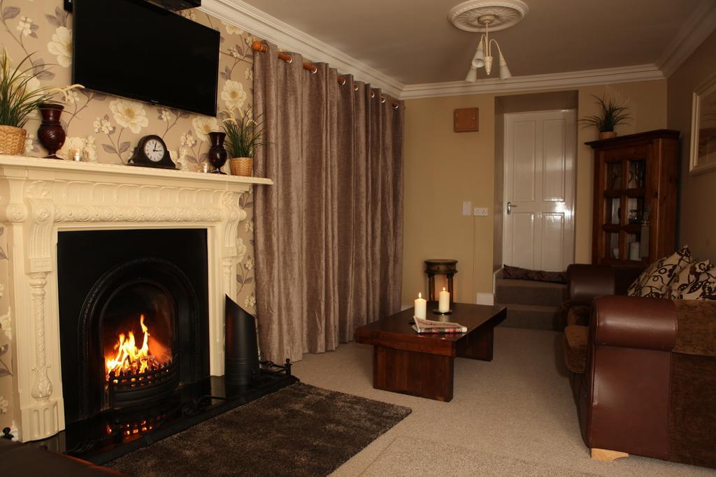 Jim Mcgee'S Hotel Wexford Bagian luar foto