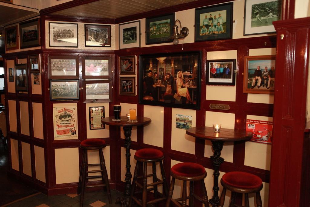 Jim Mcgee'S Hotel Wexford Bagian luar foto