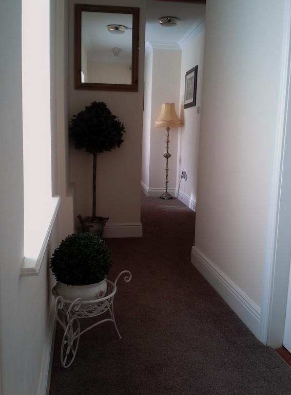 Jim Mcgee'S Hotel Wexford Bagian luar foto