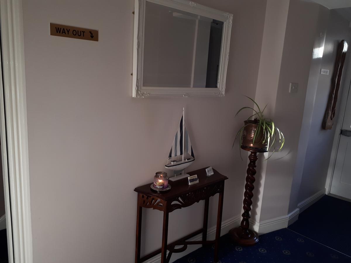 Jim Mcgee'S Hotel Wexford Bagian luar foto