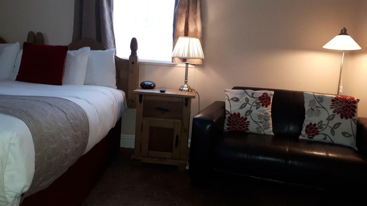 Jim Mcgee'S Hotel Wexford Bagian luar foto