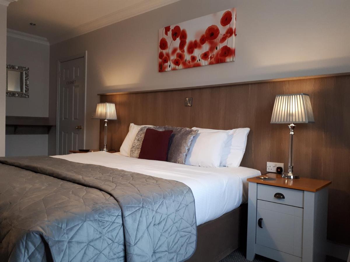 Jim Mcgee'S Hotel Wexford Bagian luar foto